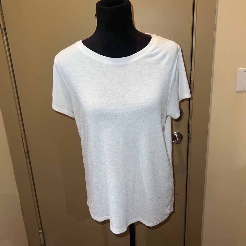 Market & Spruce White Short Sleeve Tee